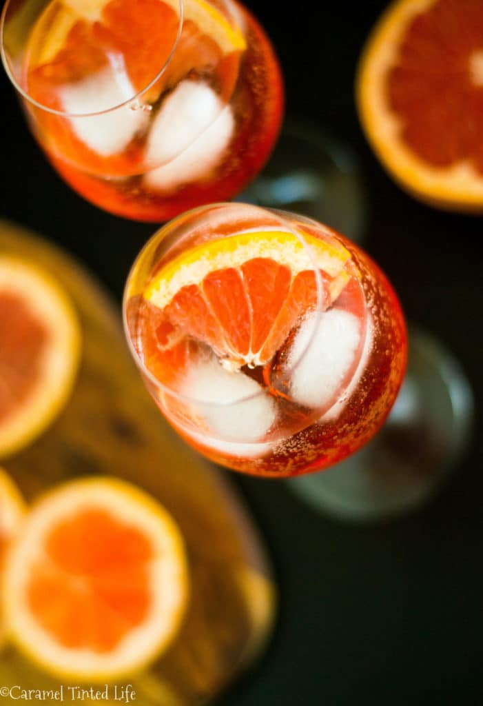 Aperol Spritz with lime and cava