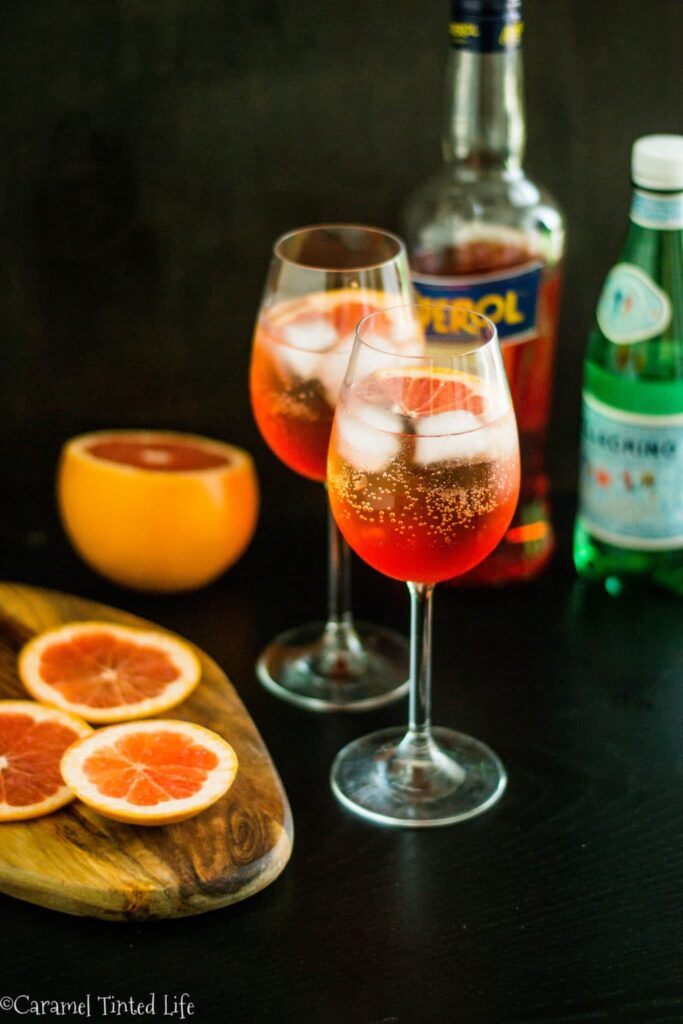 Aperol Spritz with lime and cava