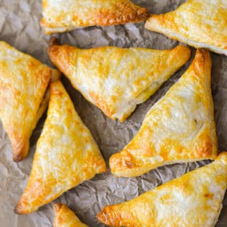 Sweet potato and pea puff pastry samosas