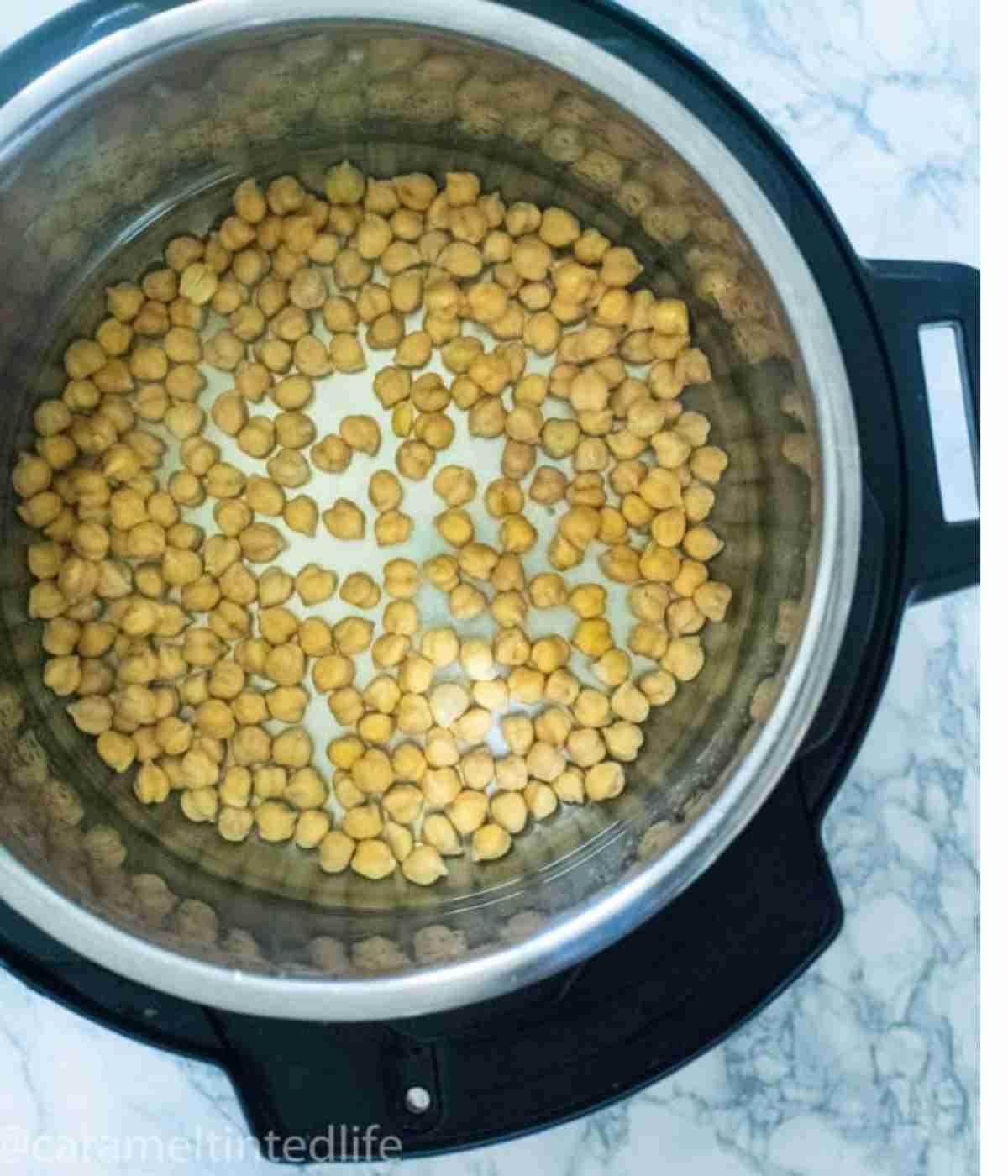 Chickpeas cooking in the Instant Pot